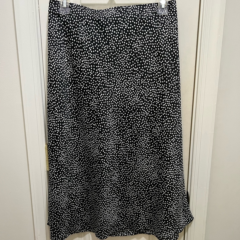 LOFT Black and white midi skirt size S - M